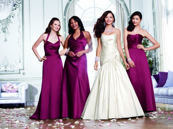 Featured image of post Wedding Dress Resale
